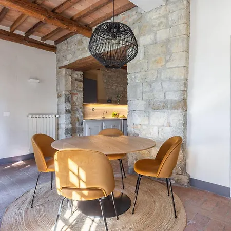 Maison *