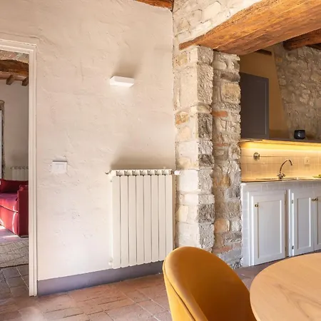 Maison *